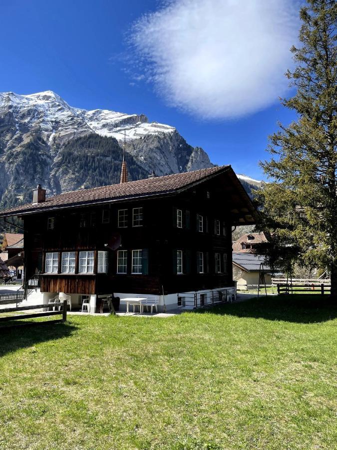 Familienferien Im Chalet Baergli Kandersteg Exterior foto